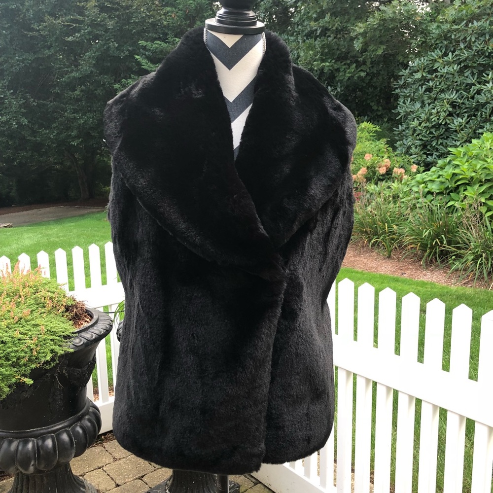 Alberto Makali black Faux fur vest Lge NWT